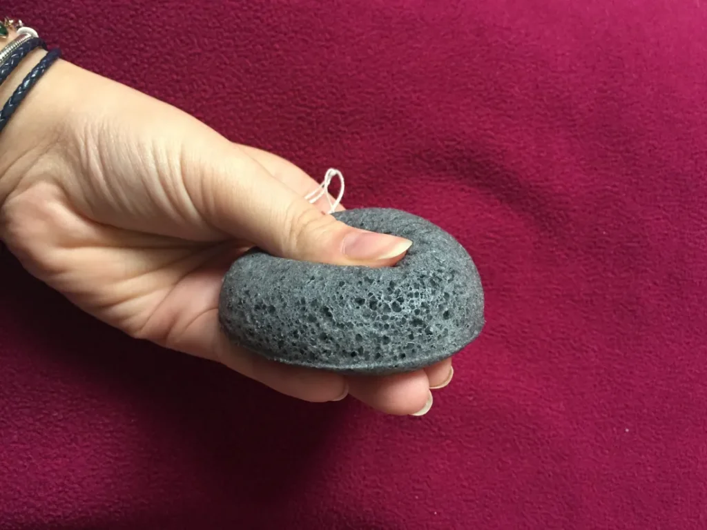 éponge de konjac mouillée img 1543 e1479044503501