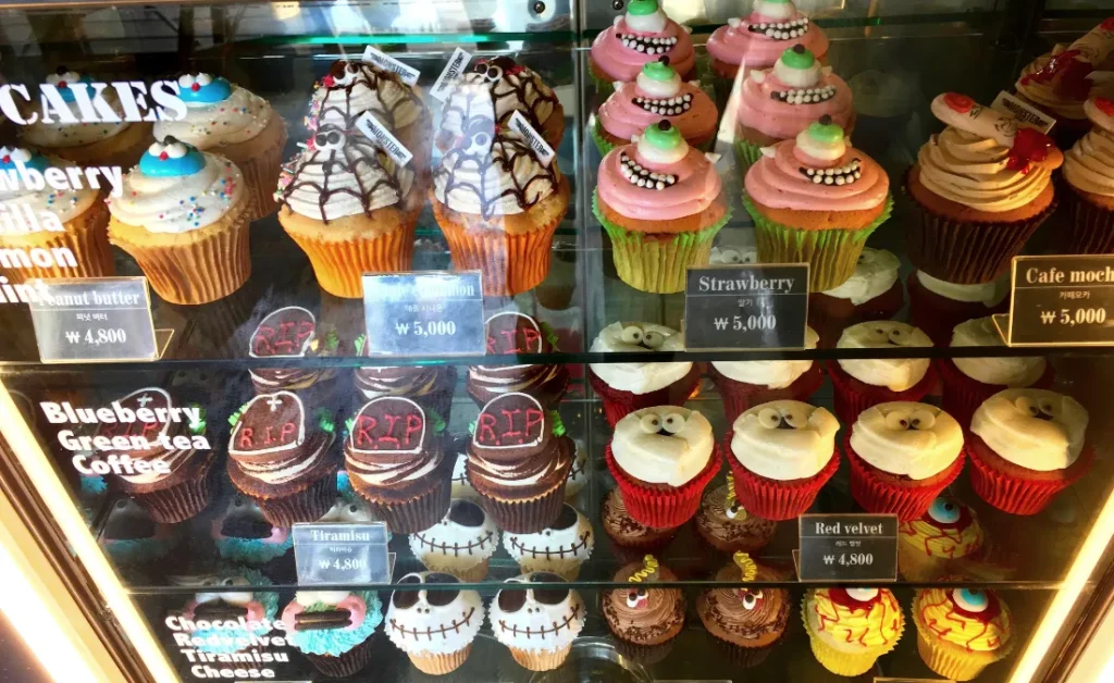 monster cupcakes