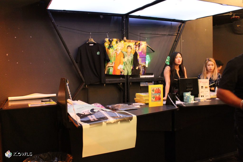 M.O.N.T - stand merchandising