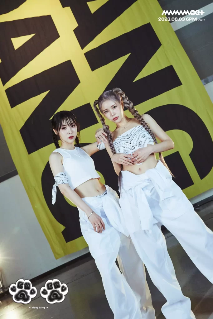MAMAMOO+ - Solar et Moobyul