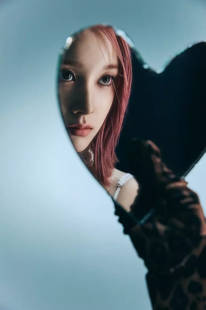 J pour l’album « Metamorphic »