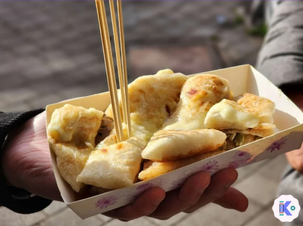 Un petit délice à goûter au marché de Pohang, les Ssiat-Hotteok (씨앗 호떡).