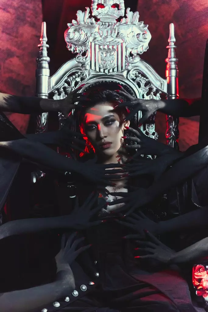 BamBam pour le mini album « BAMESIS »