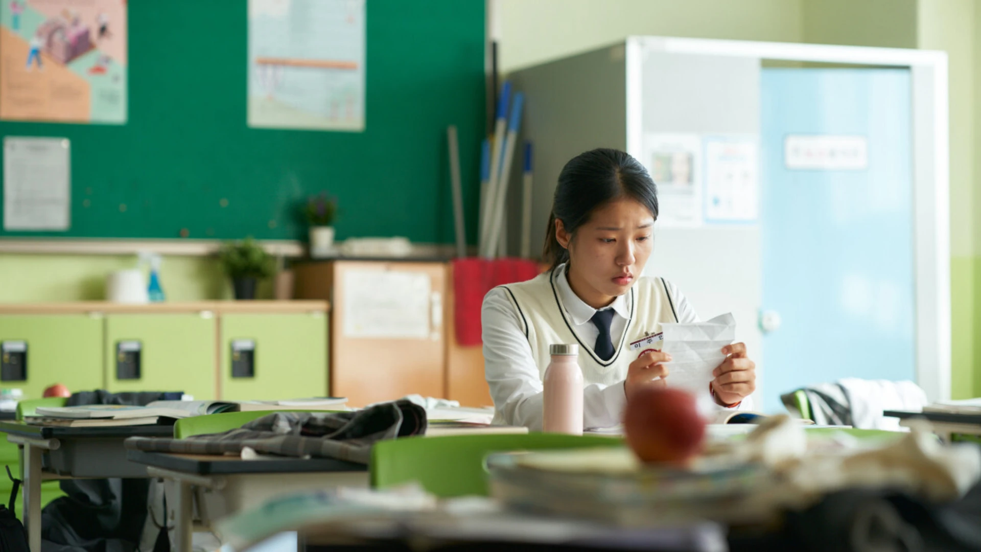 the world of love (vogue korea) mise en avant